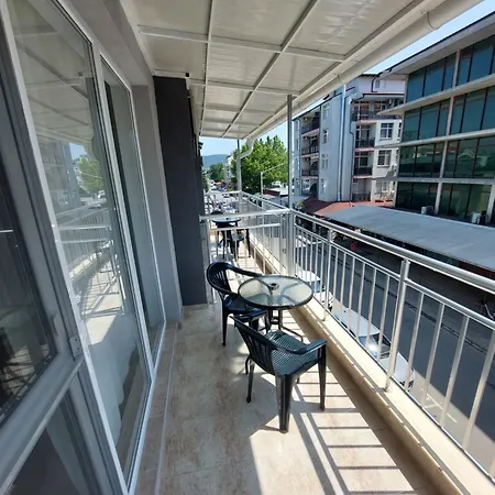 West 3* Sluneční pobřeží