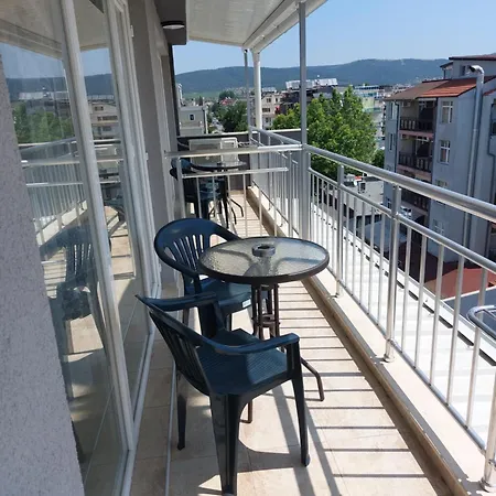 Casa de hóspedes West 3*