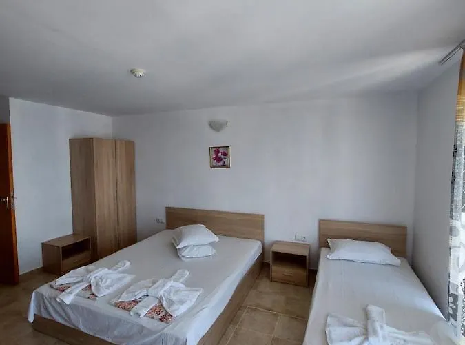 West Sluneční pobřeží