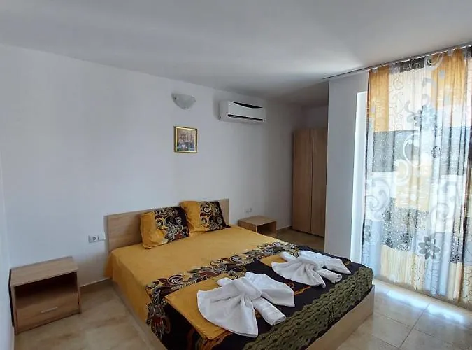 West Penzion Sluneční pobřeží