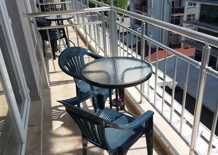 West 3* Sluneční pobřeží