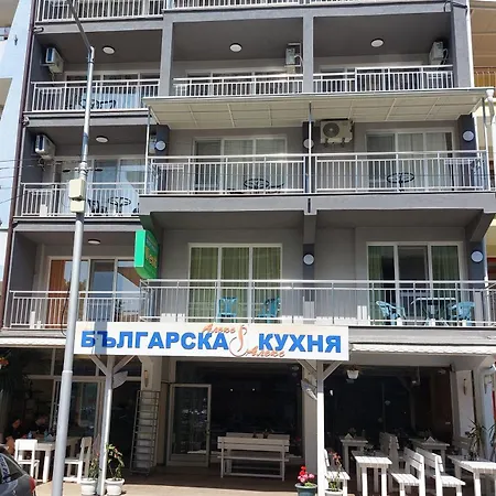 Guest House West 3*