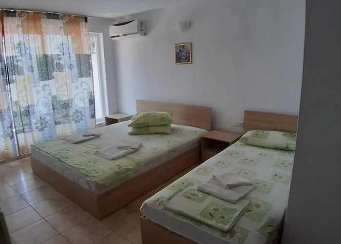 West 3* Slăntjev Brjag