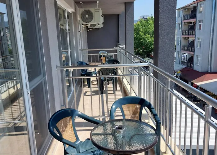 West Slăntjev Brjag