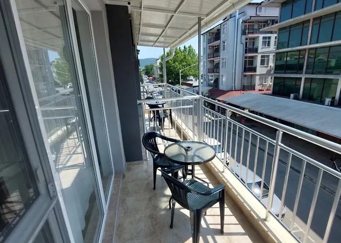 West 3* Slantschew brjag